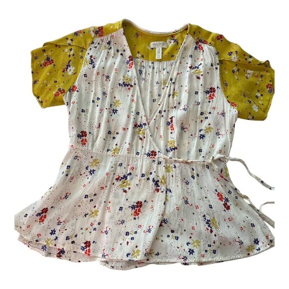 ANTHROPOLOGIE Meadow Rue wrap top, colorful, contrast sleeves, size 8 - Picture 2 of 9